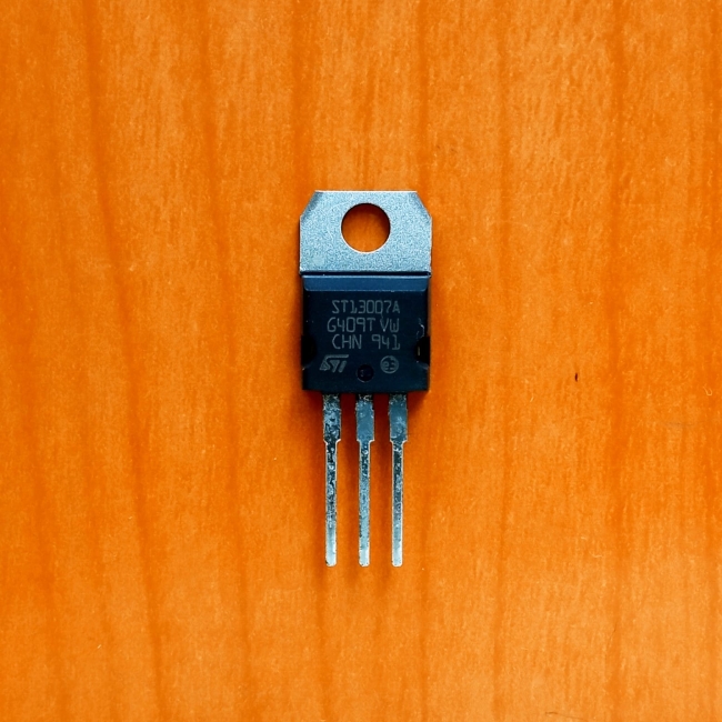 ST13007A