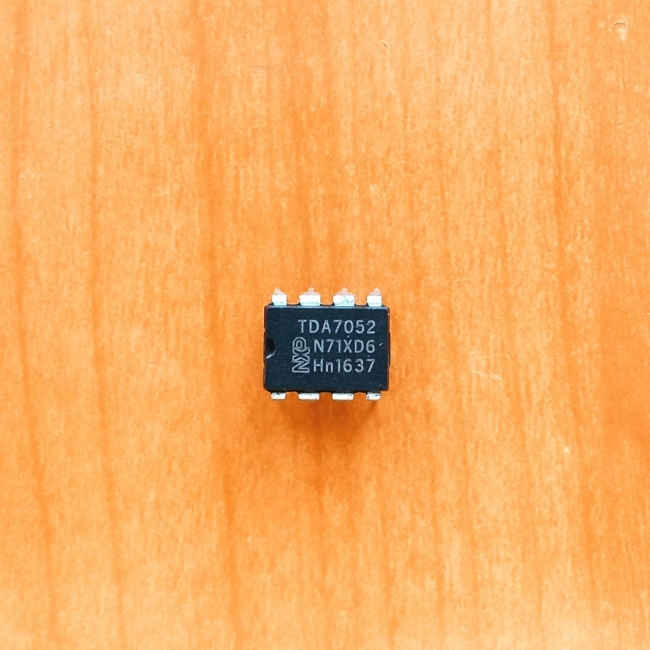 TDA7052
