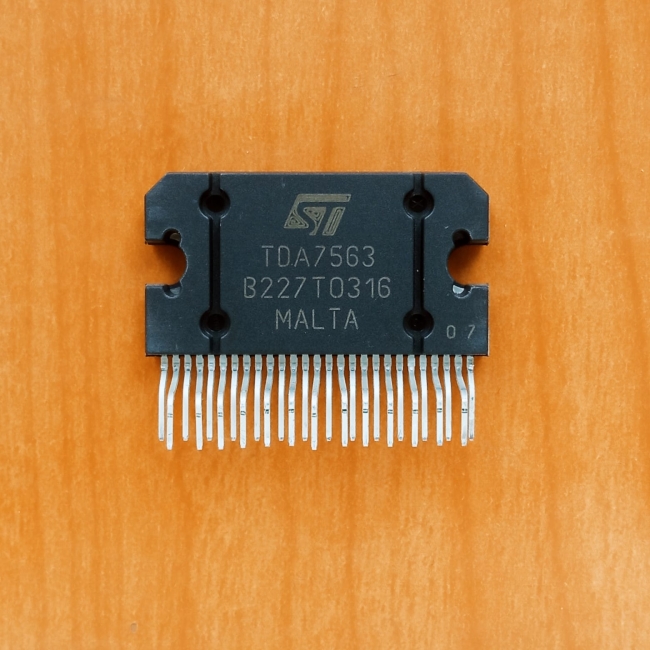 TDA7563