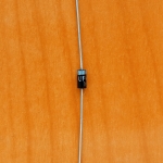 UF4007 (1000V, 1A, 75ns)